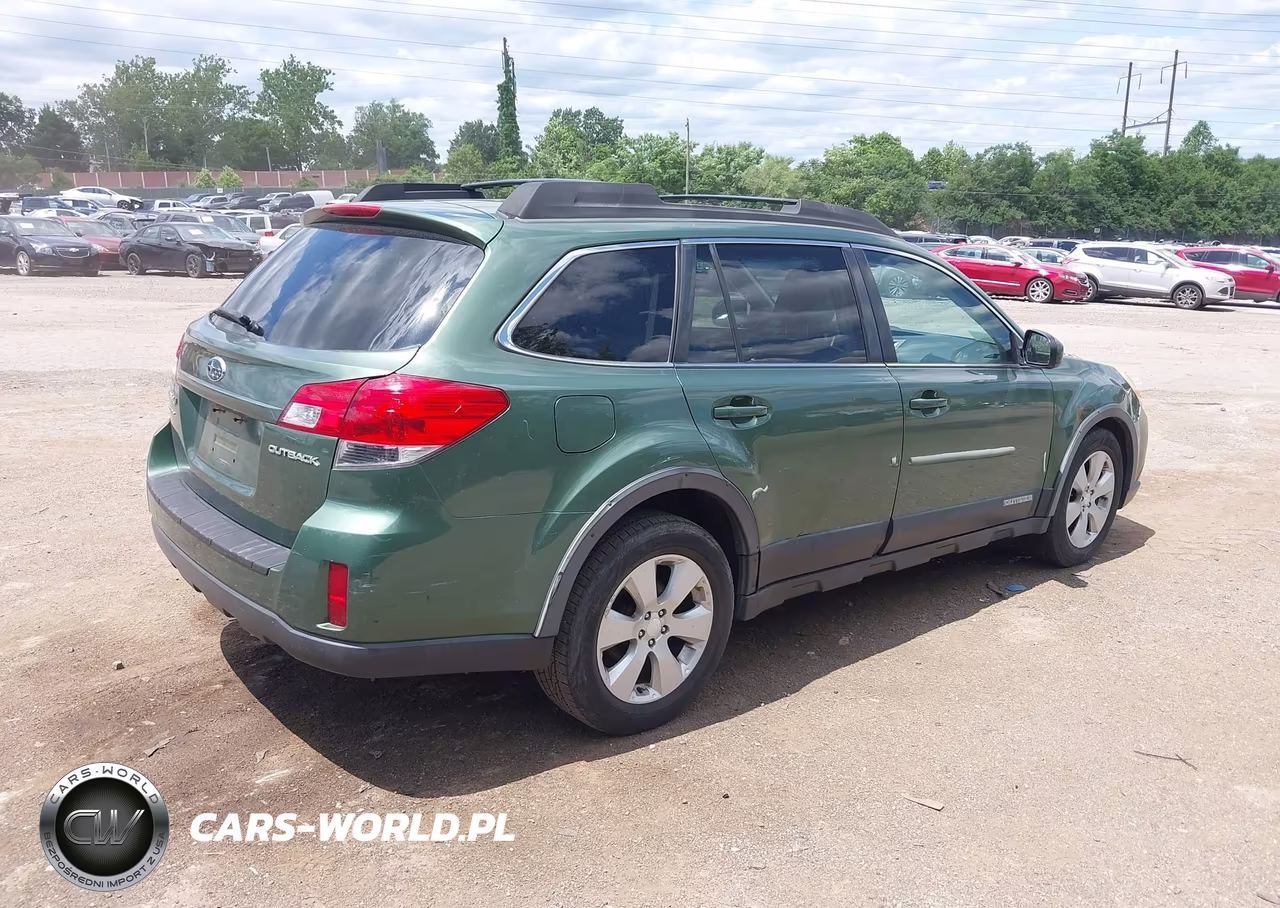 2011 Subaru Outback 2.5I Premium VIN:4S4BRBGC8B3405238 - 4