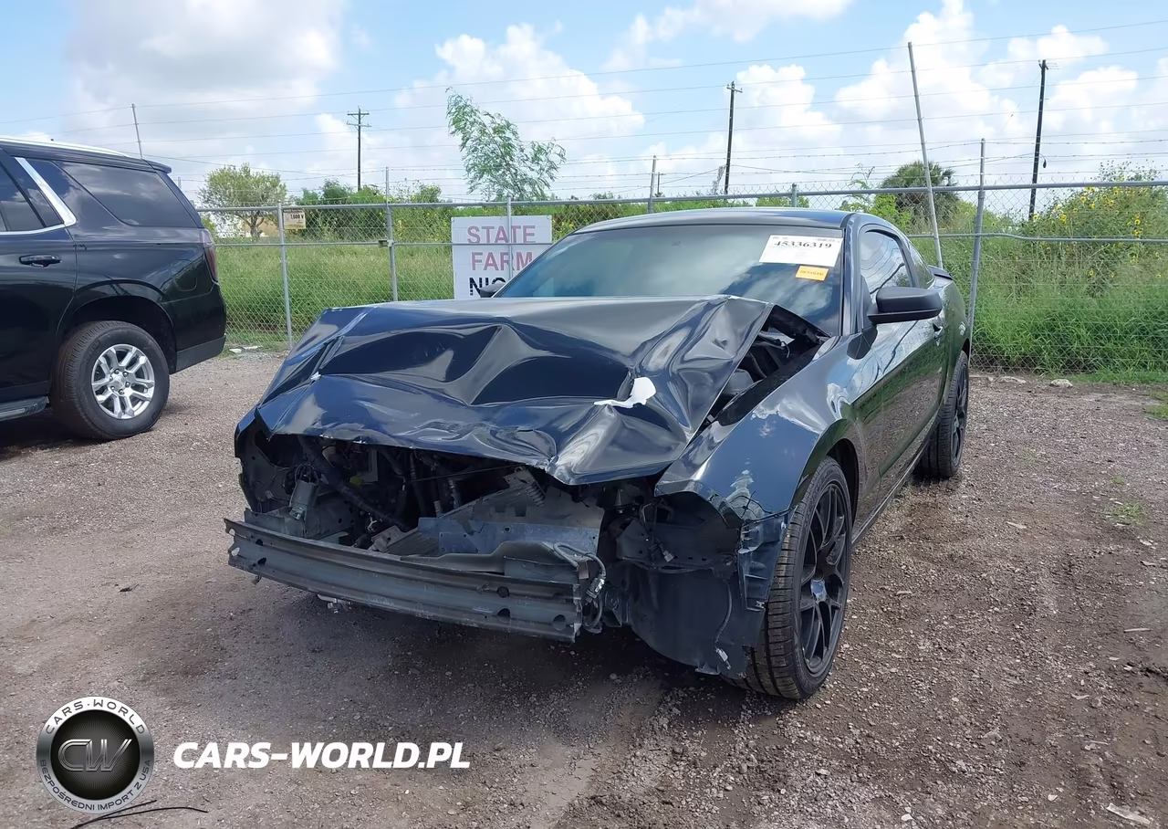 2014 Ford Mustang V6 VIN:1ZVBP8AMXE5274611 - 6