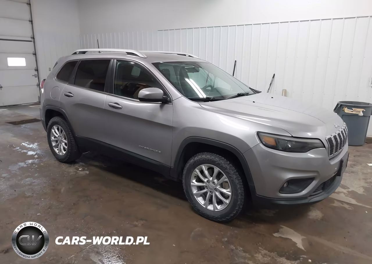 2019 Jeep Cherokee Latitude 4X4 – zdjęcie 1 z 17
