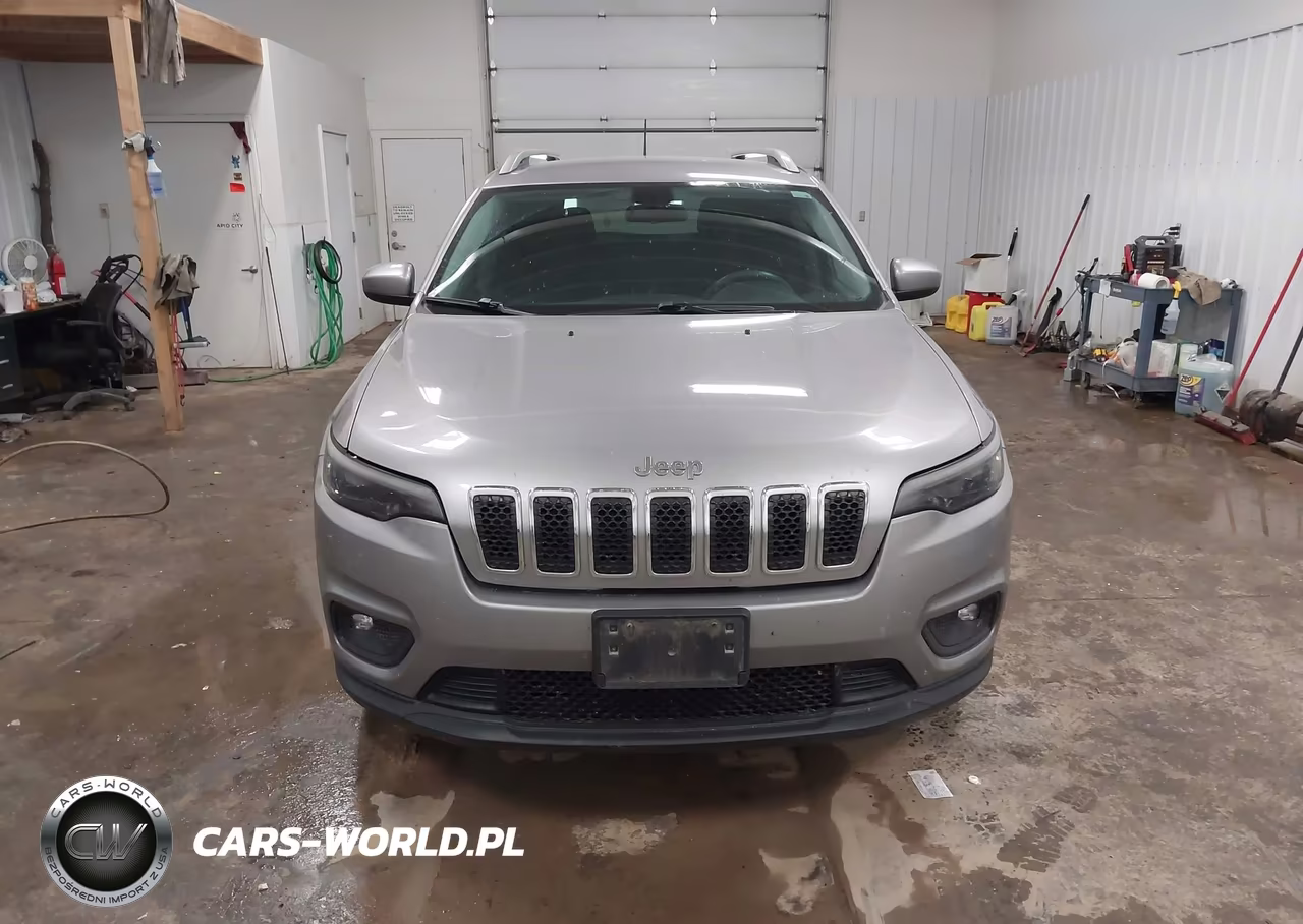 2019 Jeep Cherokee Latitude 4X4 VIN:1C4PJMCB3KD440449 - 13