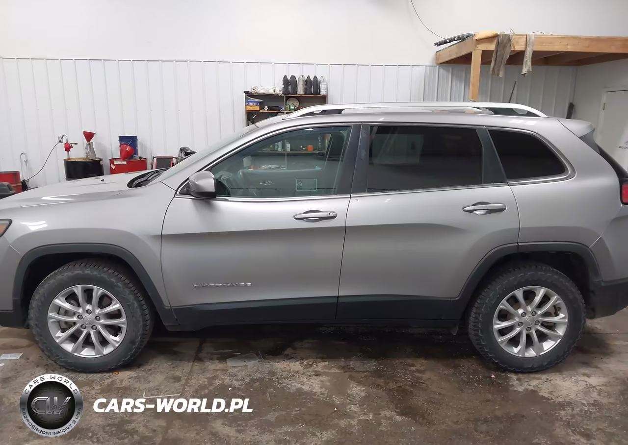 2019 Jeep Cherokee Latitude 4X4 VIN:1C4PJMCB3KD440449 - 15