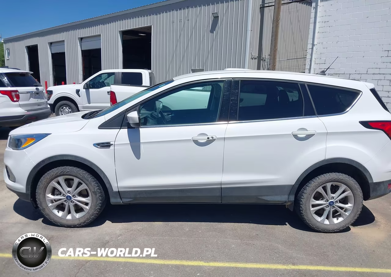 2019 Ford Escape Se VIN:1FMCU9GD8KUB88997 - 14