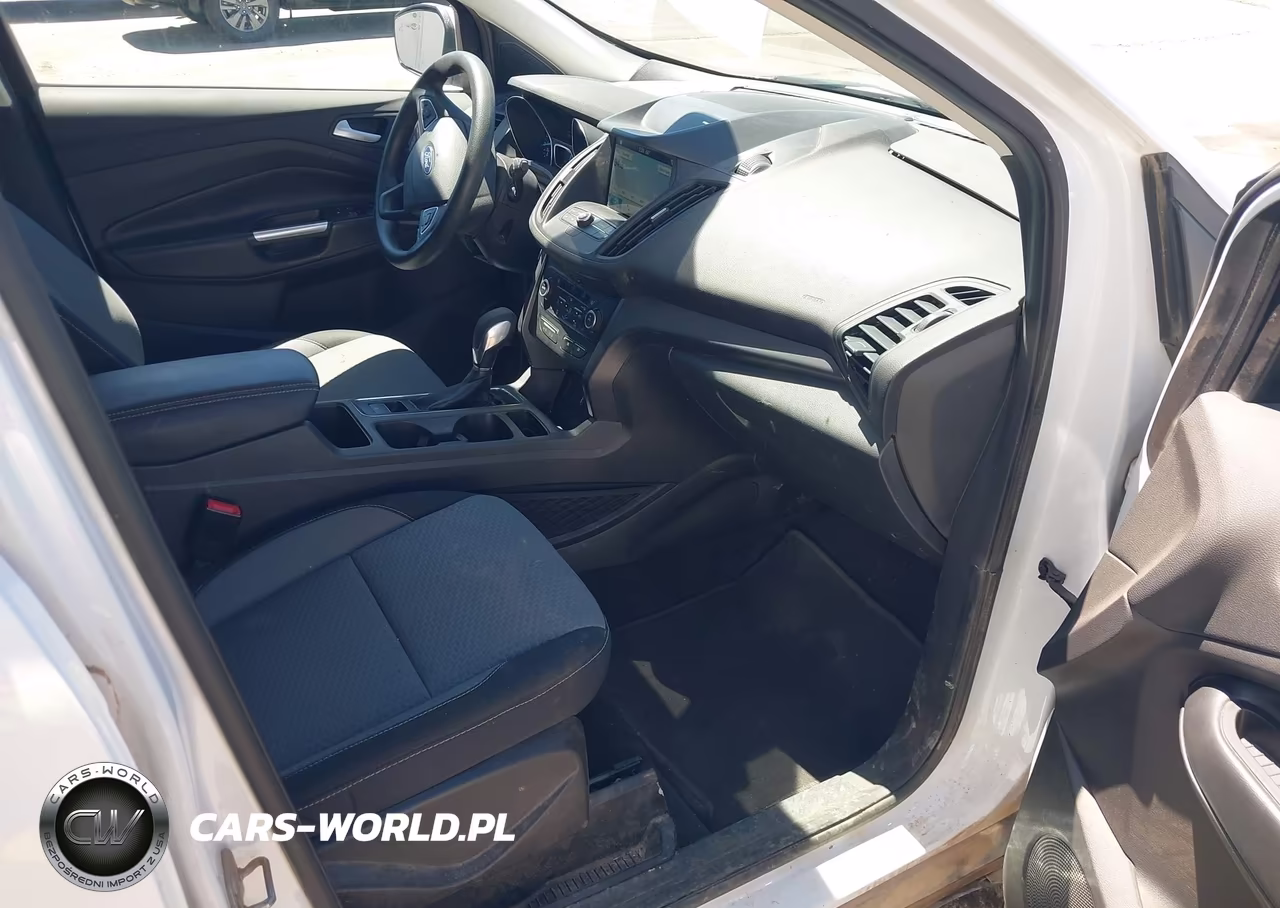 2019 Ford Escape Se VIN:1FMCU9GD8KUB88997 - 5