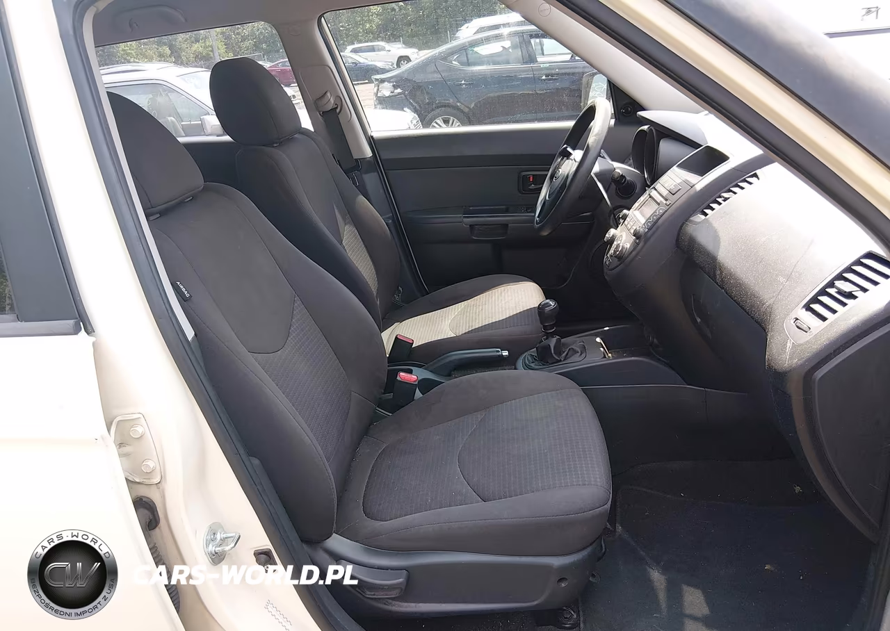 2012 Kia Soul VIN:KNDJT2A51C7468512 - 5