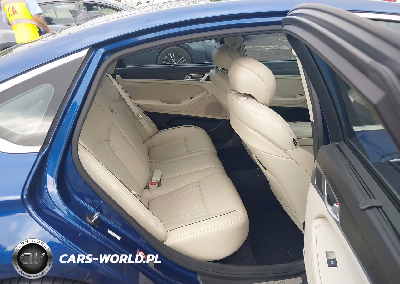 2015 Hyundai Genesis 5.0 VIN:KMHGN4JF4FU090535 - 8