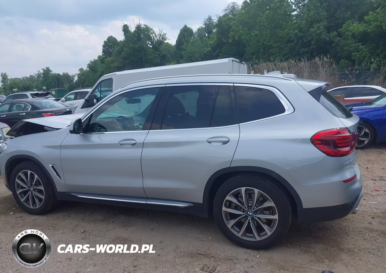 2019 BMW X3 xDrive30I VIN:5UXTR9C5XKLP96013 - 14