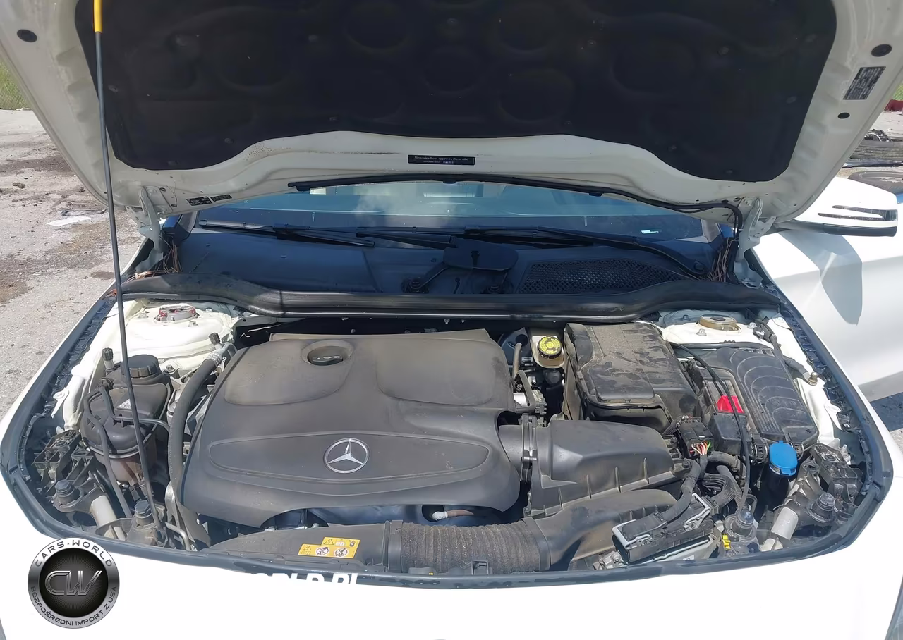 2018 Mercedes-Benz Cla 250 VIN:WDDSJ4EB2JN549734 - 10