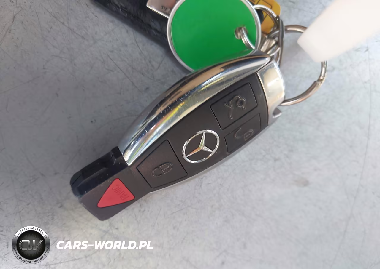 2018 Mercedes-Benz Cla 250 VIN:WDDSJ4EB2JN549734 - 11
