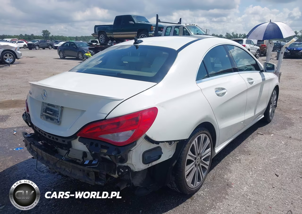 2018 Mercedes-Benz Cla 250 VIN:WDDSJ4EB2JN549734 - 4