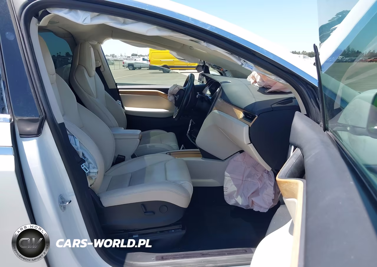2018 Tesla Model X 100D-75D-P100D VIN:5YJXCBE25JF137210 - 5