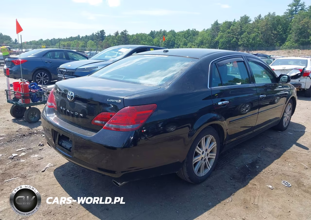 2010 Toyota Avalon Limited VIN:4T1BK3DB1AU352025 - 4