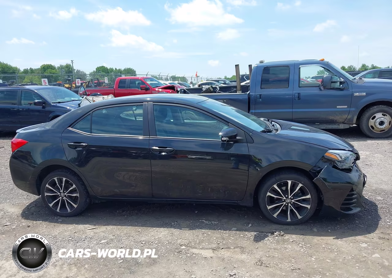 2018 Toyota Corolla Se VIN:5YFBURHE6JP788792 - 13