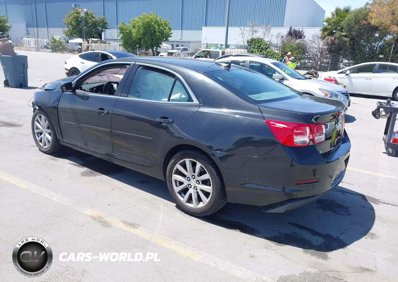 2015 Chevrolet Malibu 2Lt VIN:1G11D5SL9FF251899 - 3