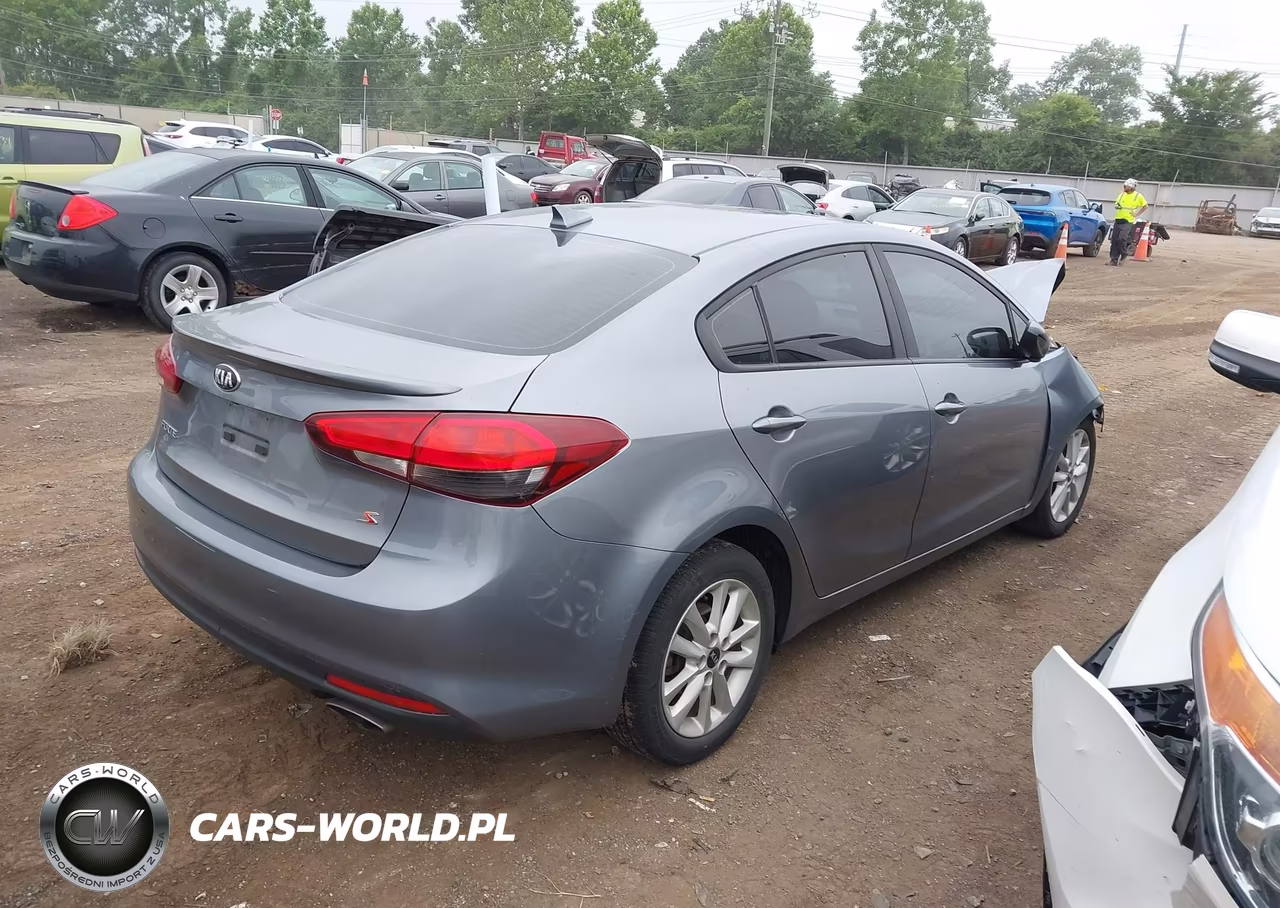 2017 Kia Forte S VIN:3KPFL4A78HE109149 - 4