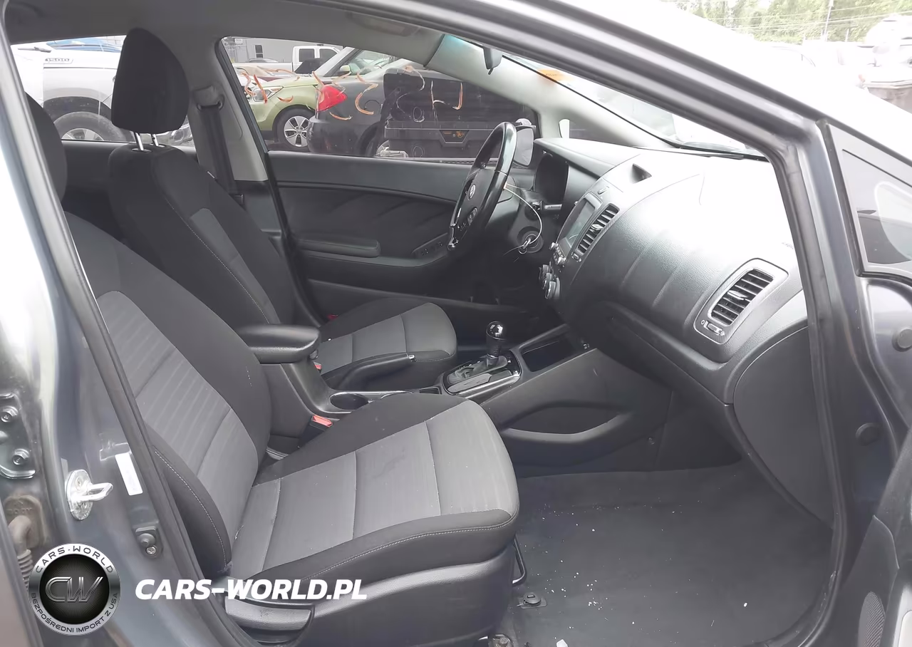 2017 Kia Forte S VIN:3KPFL4A78HE109149 - 5
