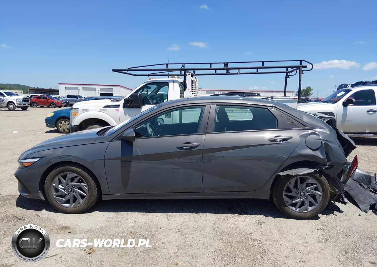 2024 Hyundai Elantra Sel VIN:KMHLM4DG5RU846903 - 15