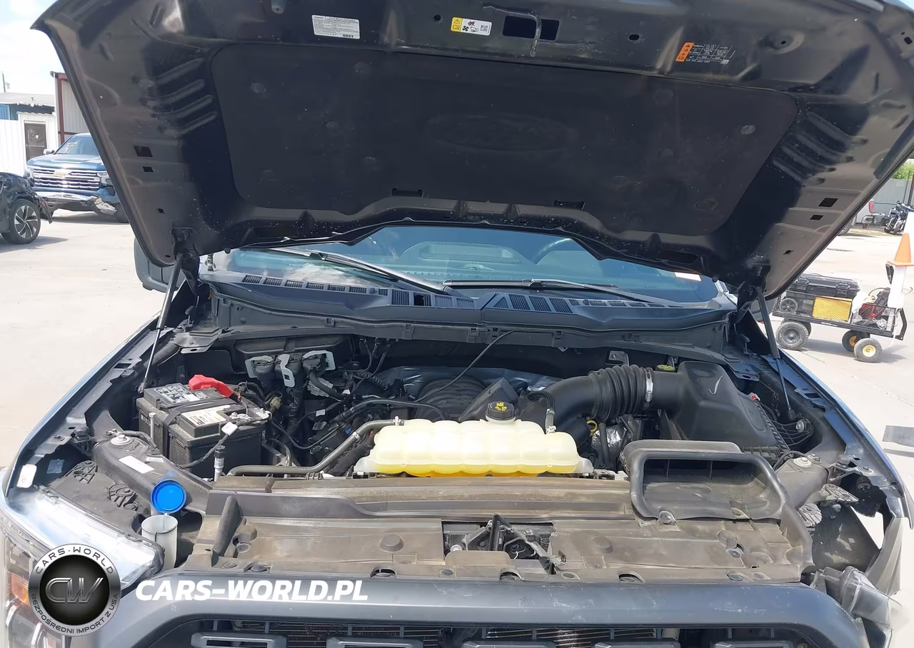 2023 Ford F-150 Xlt VIN:1FTEW1C5XPFB96232 - 10