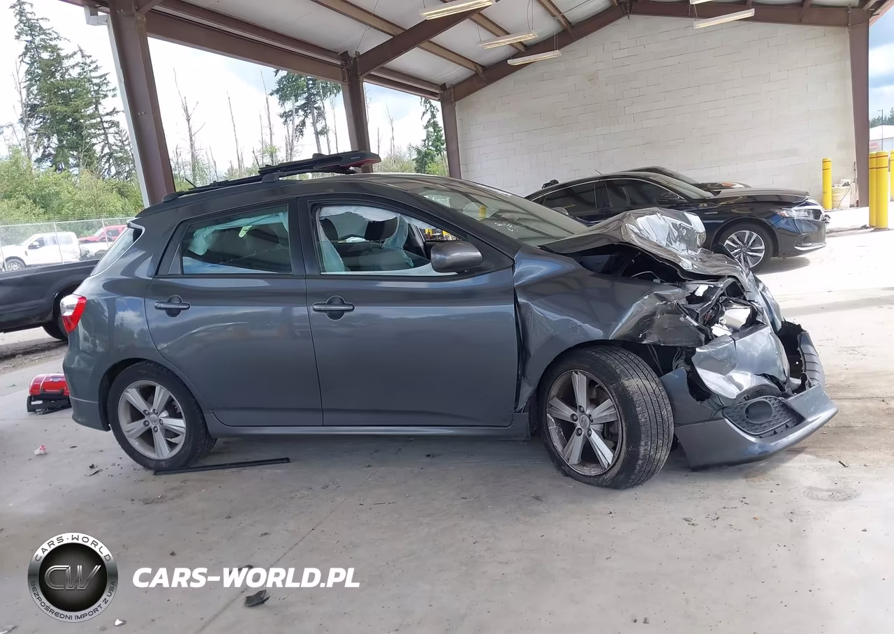 2009 Toyota Matrix S VIN:2T1LE40E59C002136 - 13