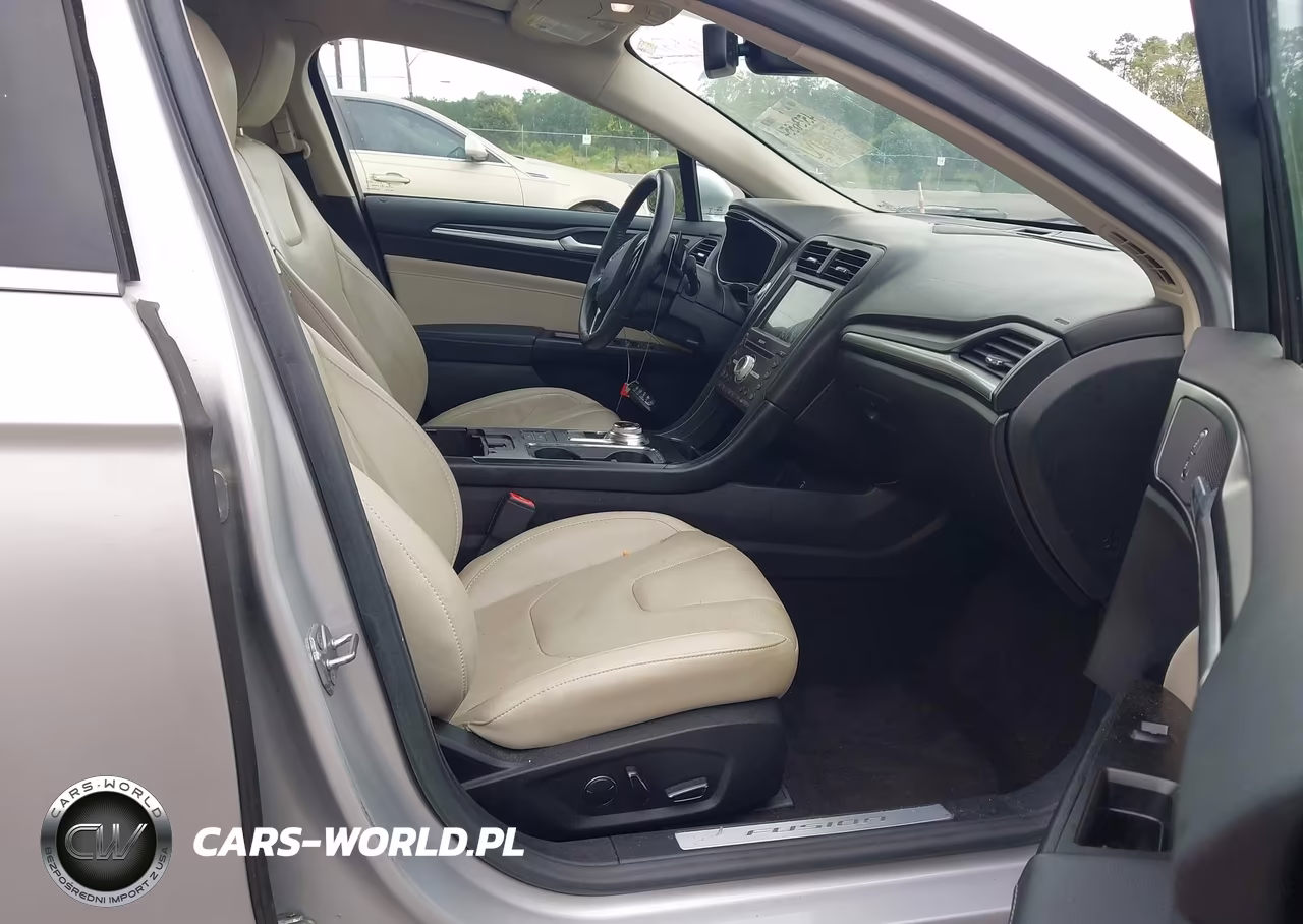 2017 Ford Fusion Titanium VIN:3FA6P0K99HR270508 - 5