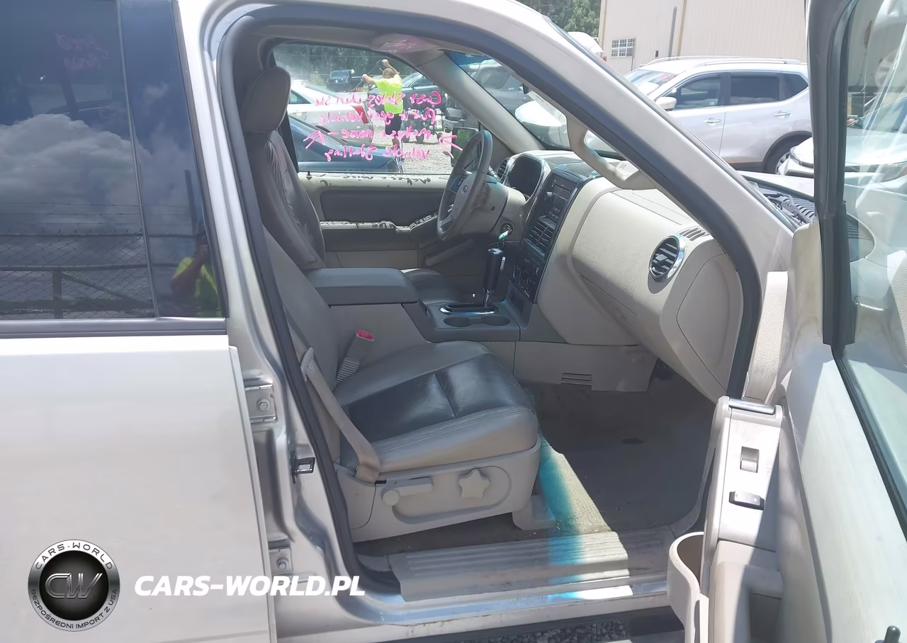 2007 Ford Explorer Xlt VIN:1FMEU63E87UB40459 - 5