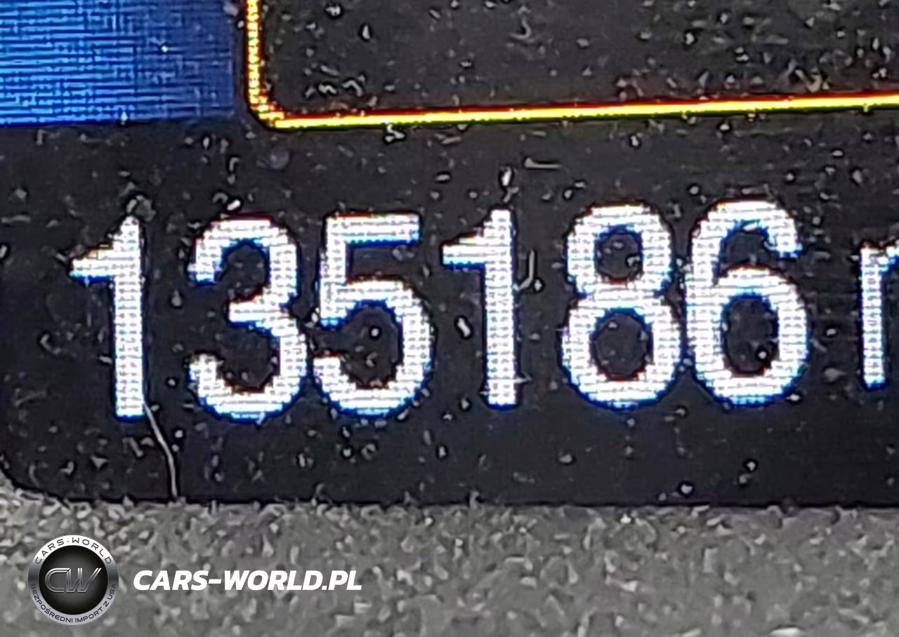 2017 Ford Escape Titanium VIN:1FMCU9J95HUA90412 - 16