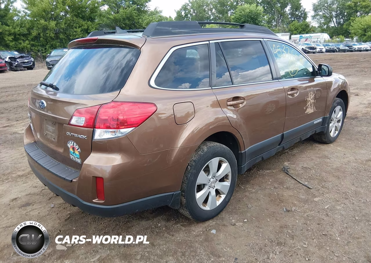 2011 Subaru Outback 2.5I Limited VIN:4S4BRCKC6B3412704 - 4