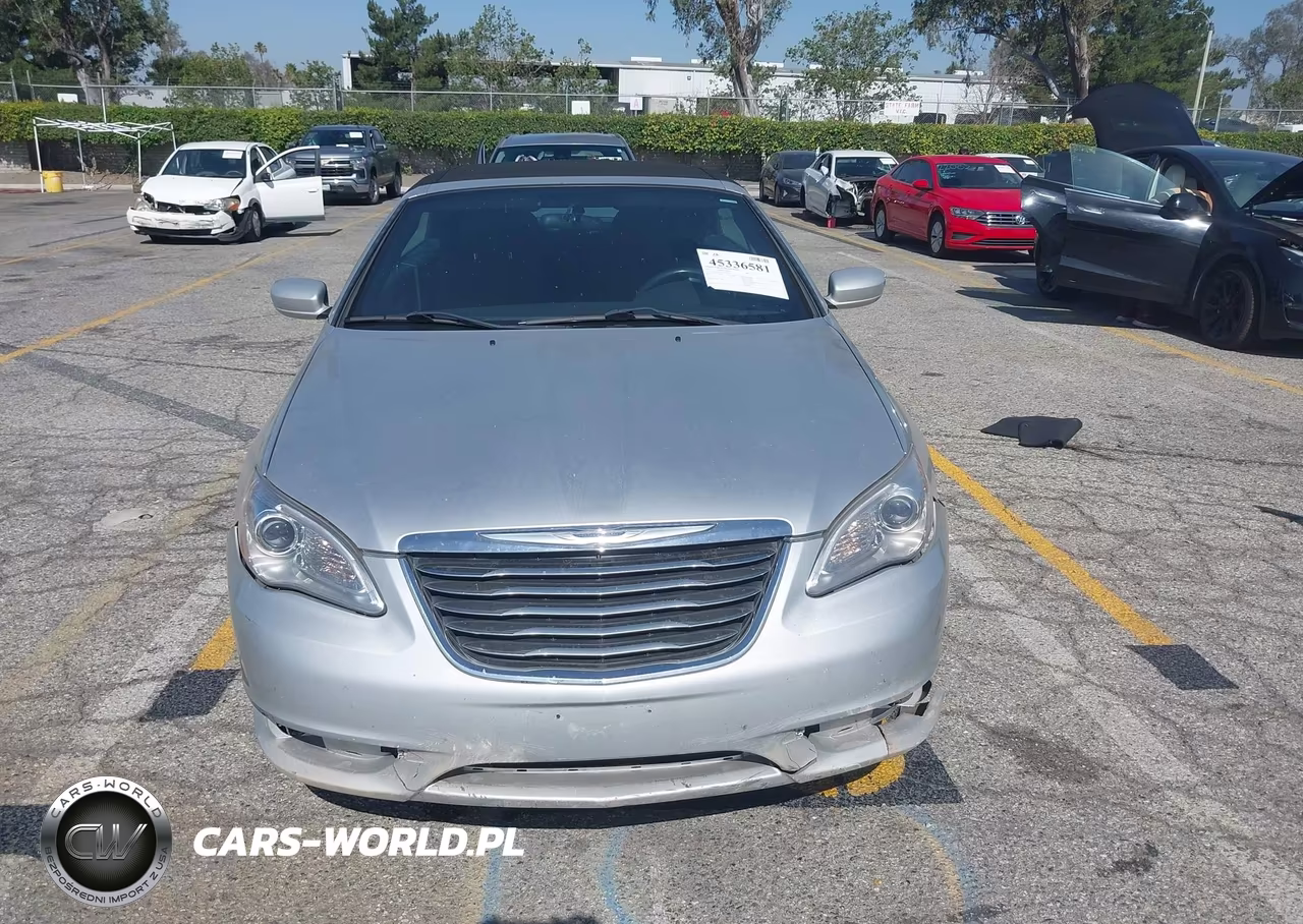 2011 Chrysler 200 Touring VIN:1C3BC2EB7BN606993 - 12