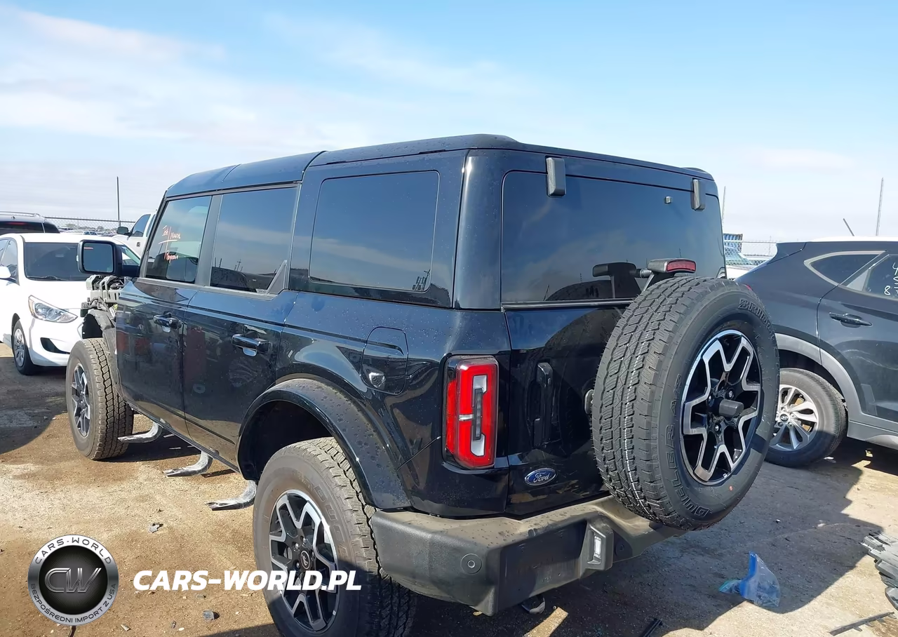 2025 Ford Bronco Outer Banks VIN:1FMEE8BP3SLB27709 - 3