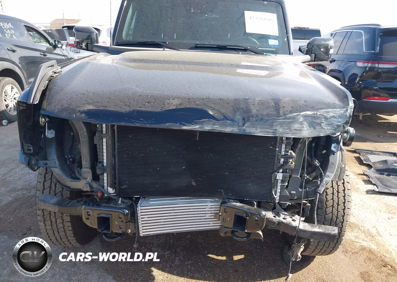 2025 Ford Bronco Outer Banks VIN:1FMEE8BP3SLB27709 - 6