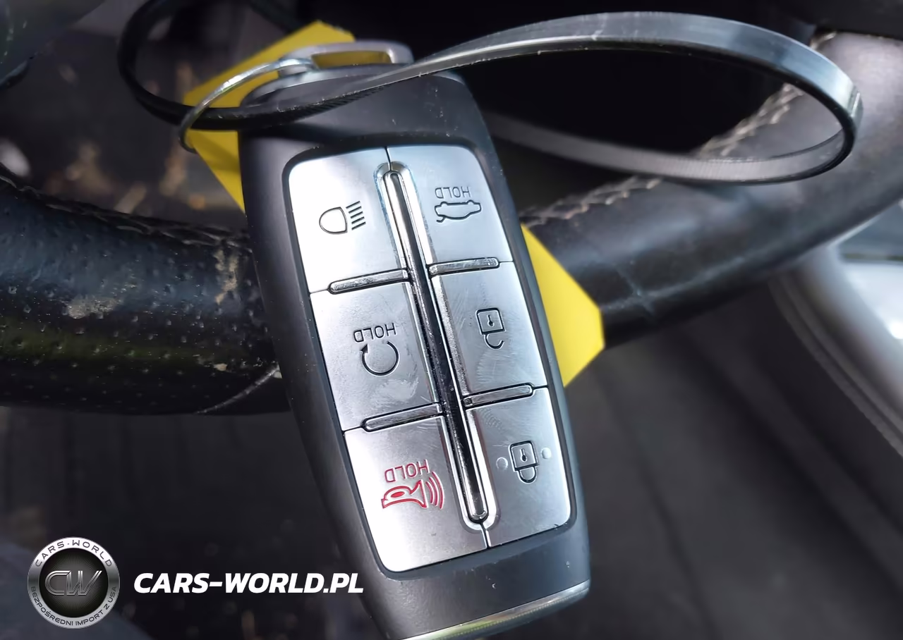 2022 Genesis G70 2.0T Awd VIN:KMTG34TA6NU101188 - 11