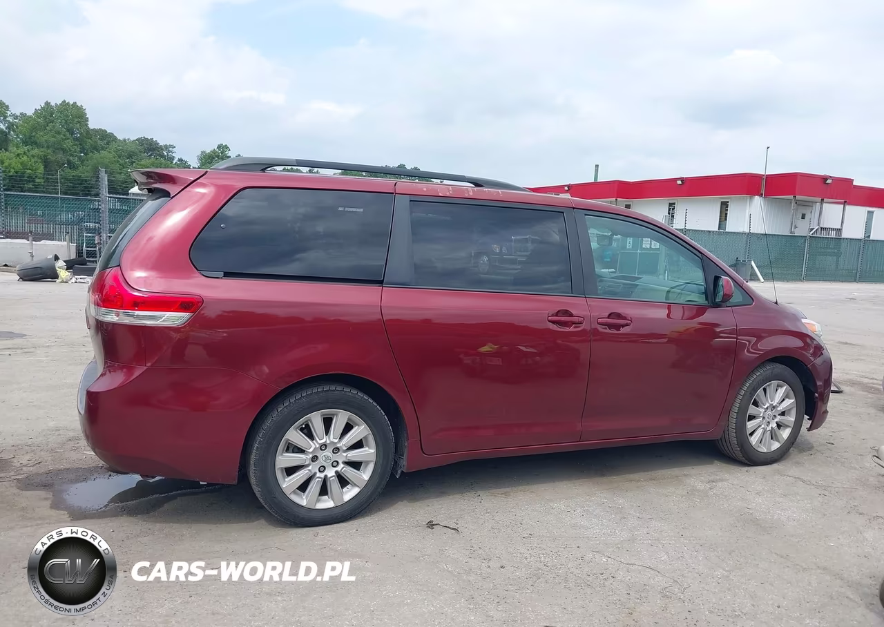 2012 Toyota Sienna Le 7 Passenger VIN:5TDJK3DCXCS041953 - 13