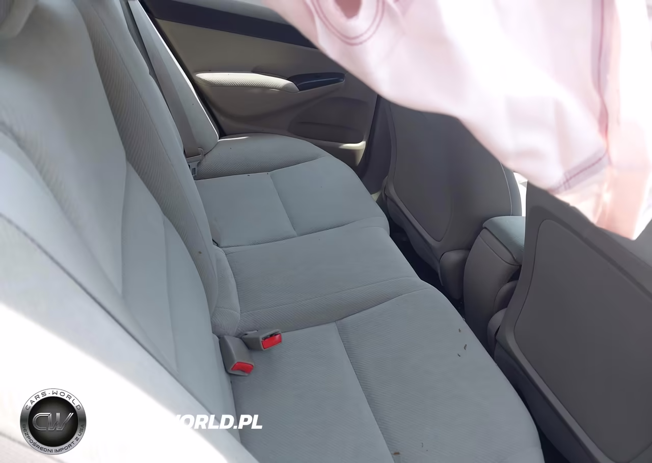 2009 Honda Civic Lx VIN:2HGFA16589H335890 - 8