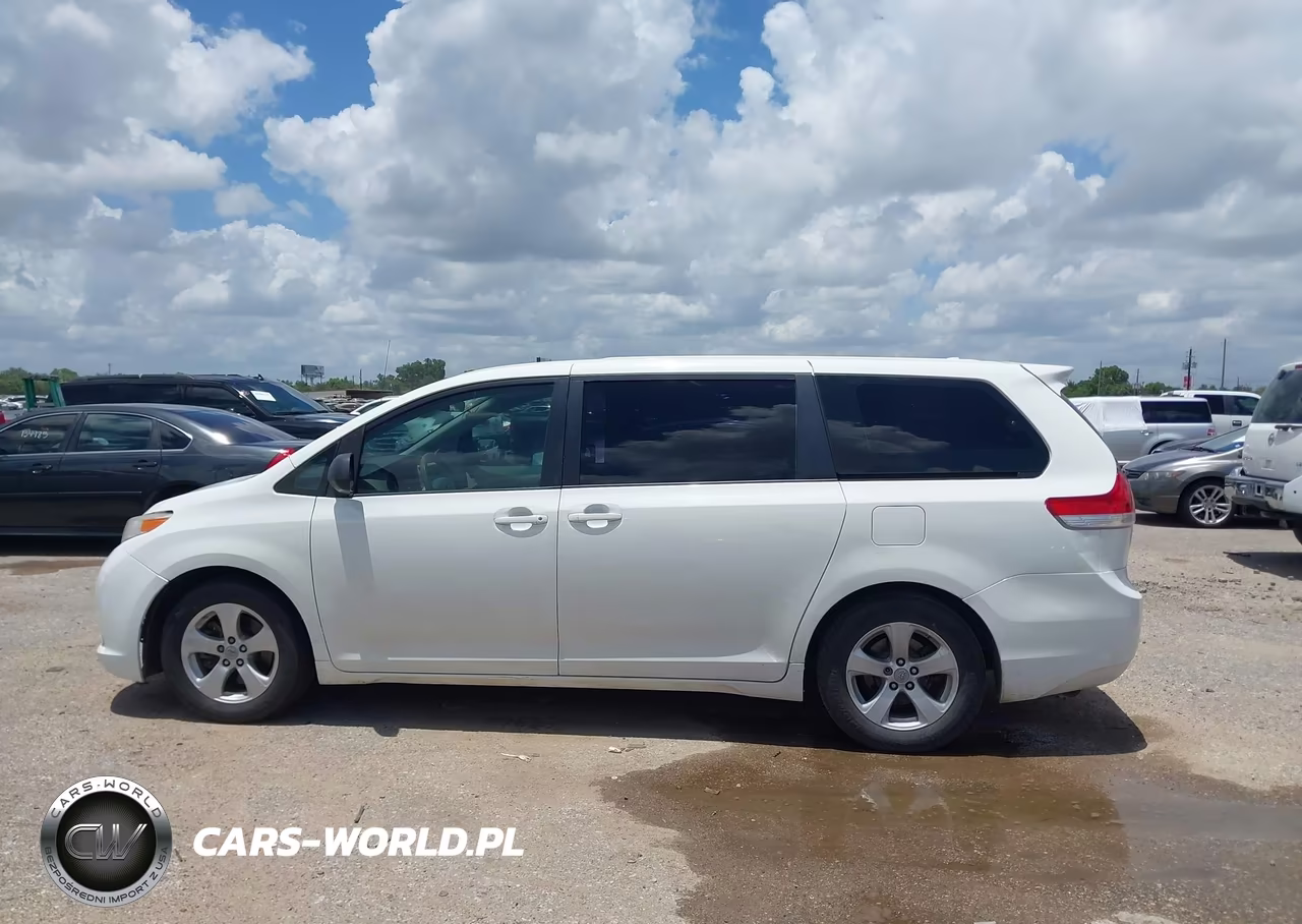 2012 Toyota Sienna Base V6 7 Passenger VIN:5TDZK3DC0CS194313 - 14