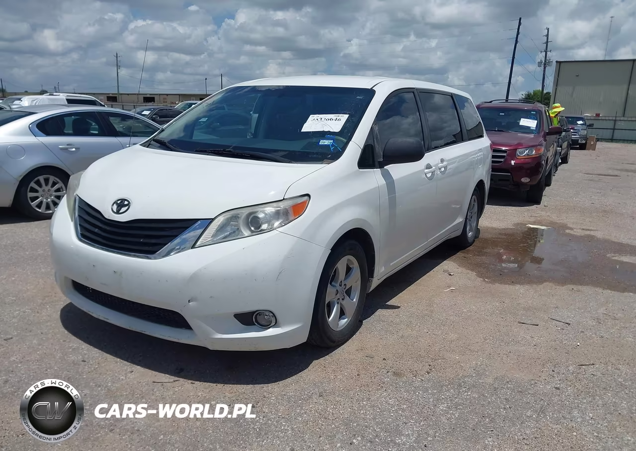 2012 Toyota Sienna Base V6 7 Passenger VIN:5TDZK3DC0CS194313 - 2