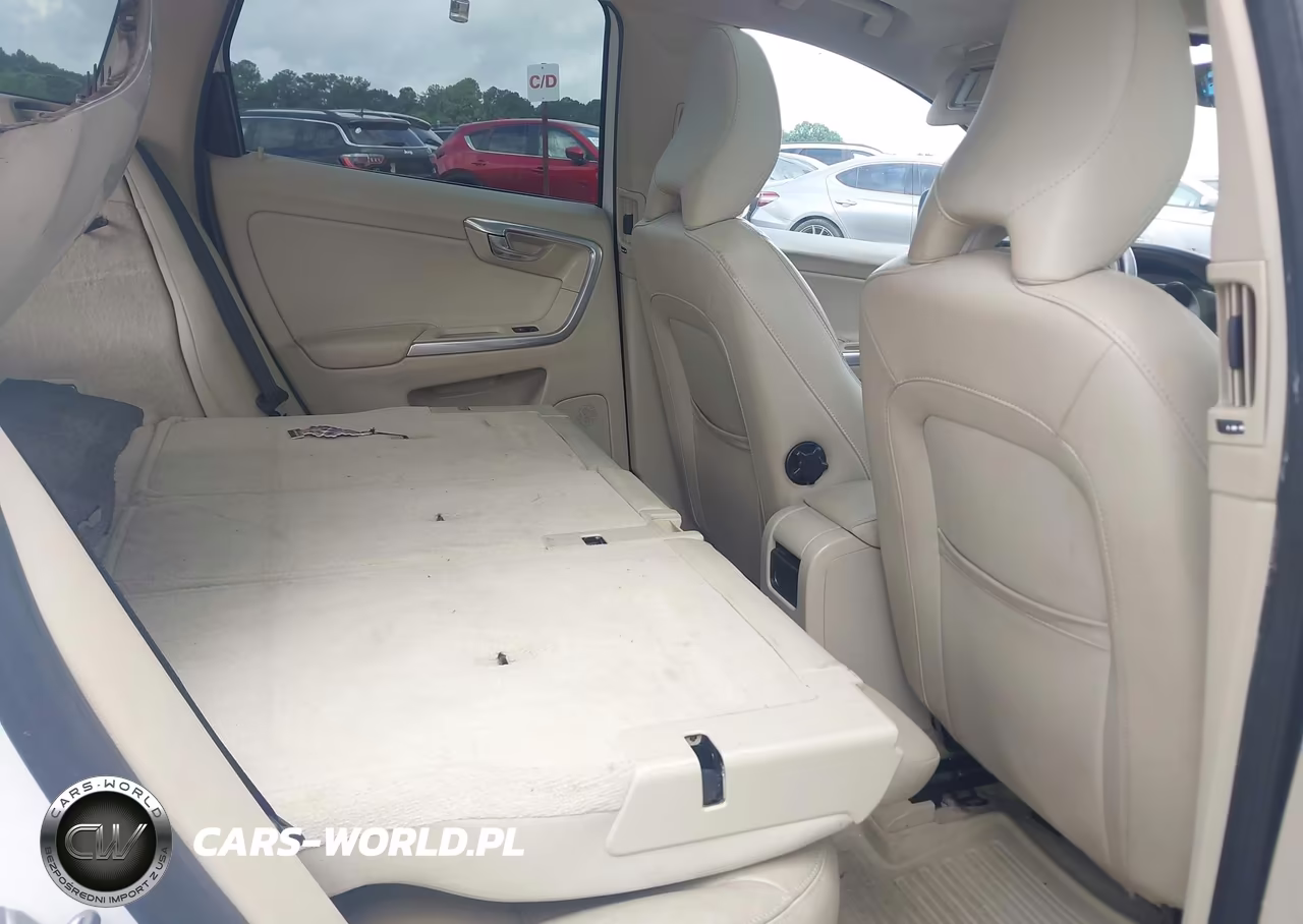 2015 Volvo Xc60 T5-T5 Premier VIN:YV4612RK9F2630181 - 8
