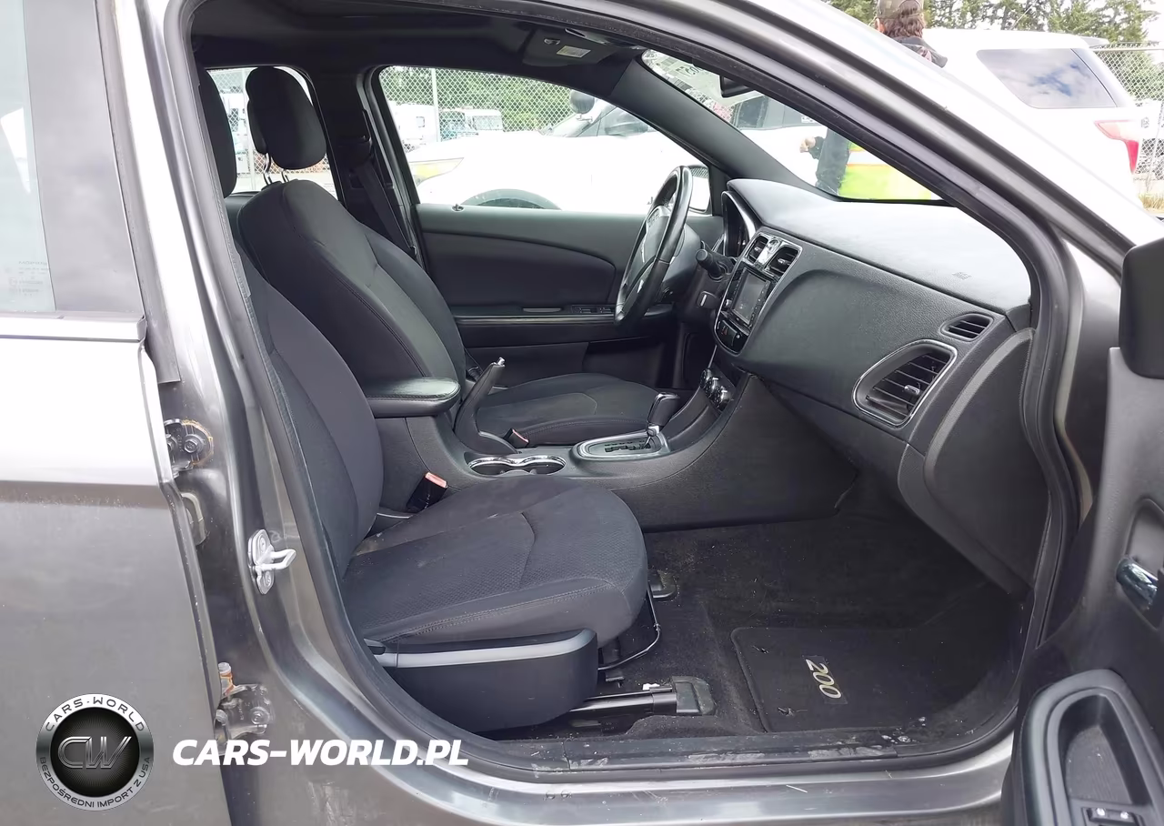 2012 Chrysler 200 Touring VIN:1C3CCBBG6CN304603 - 5