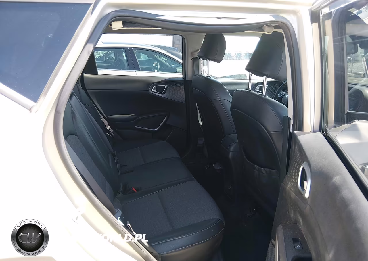 2020 Kia Soul Ex VIN:KNDJ33AUXL7051029 - 8