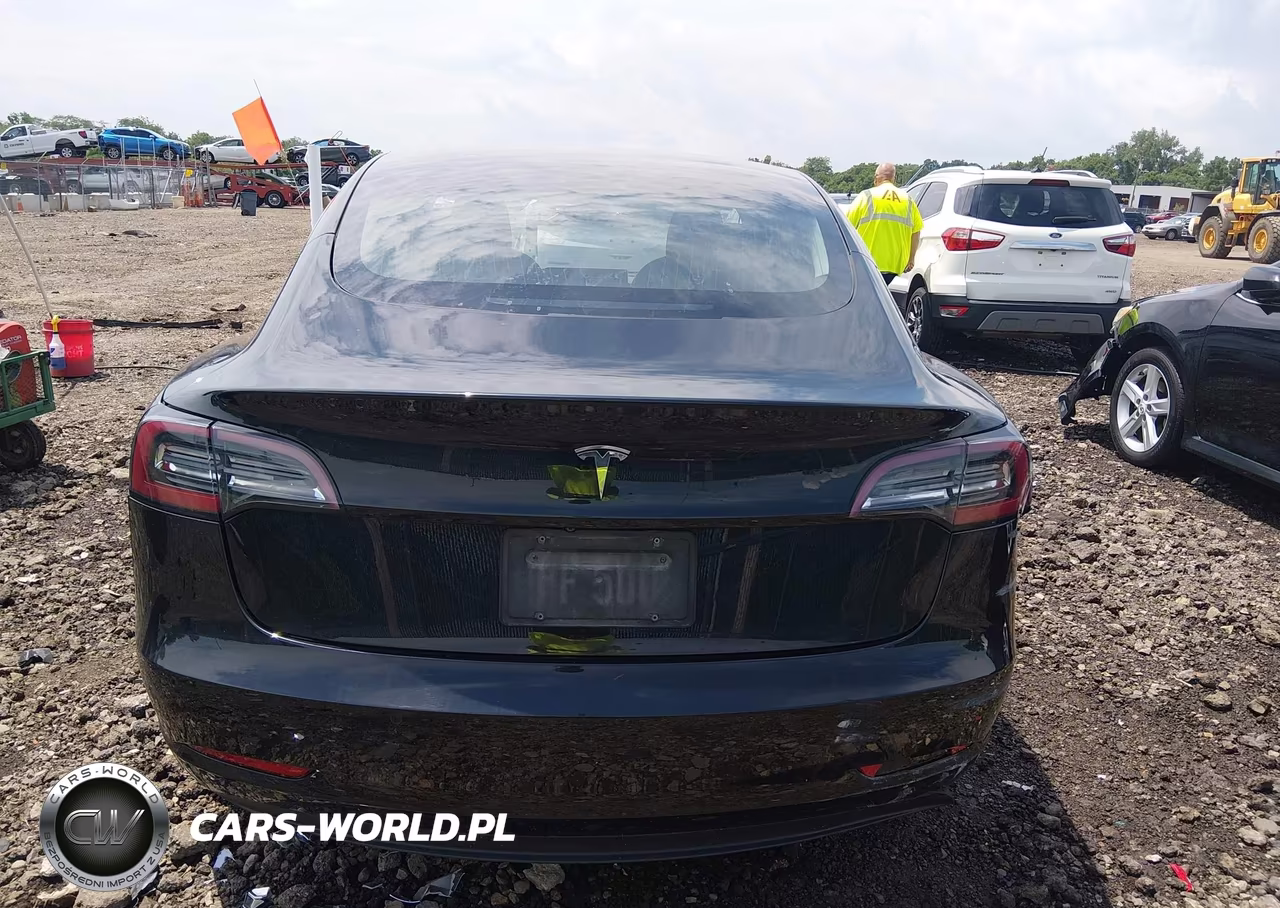 2018 Tesla Model 3 Long Range-Mid Range VIN:5YJ3E1EA5JF071011 - 17