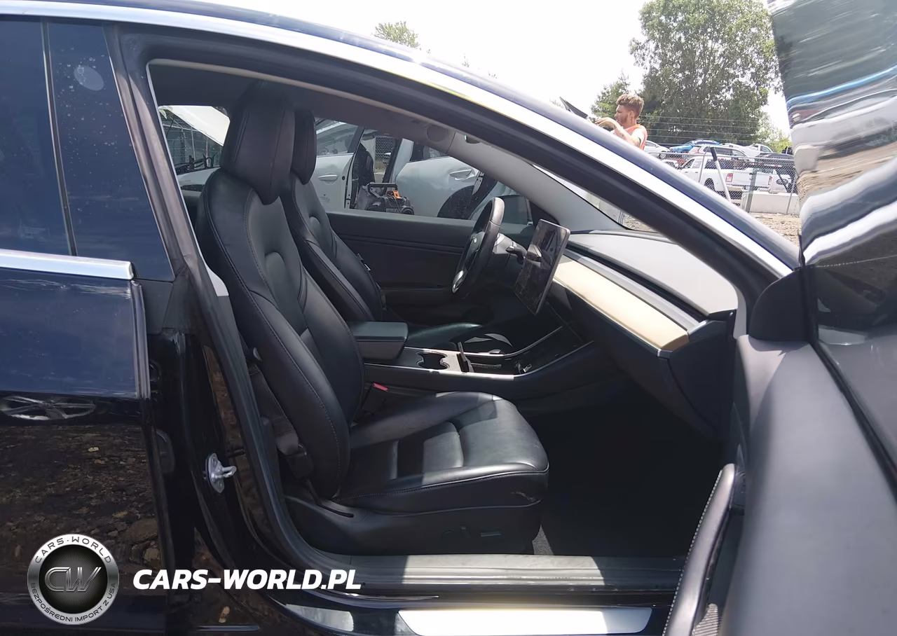 2018 Tesla Model 3 Long Range-Mid Range VIN:5YJ3E1EA5JF071011 - 5