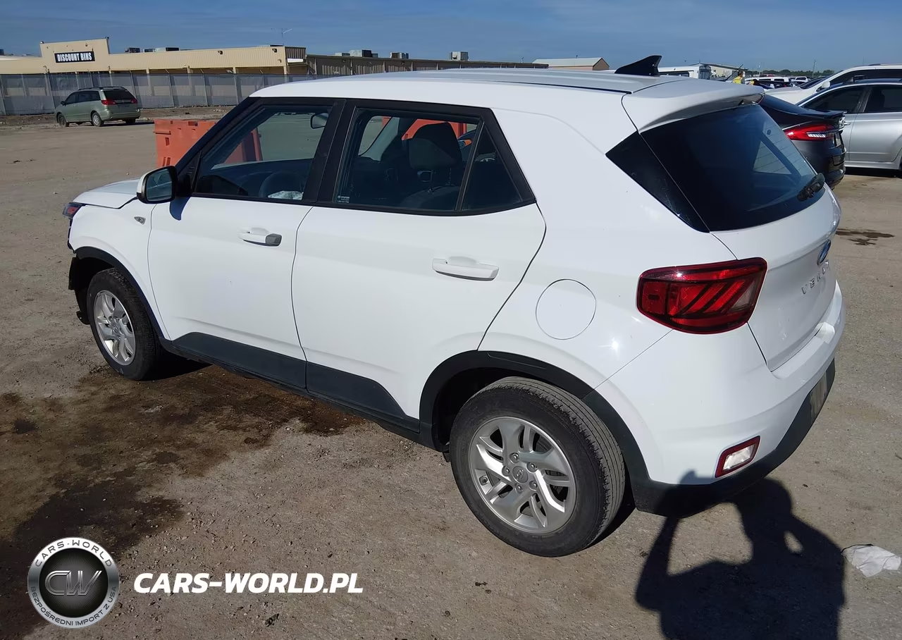 2021 Hyundai Venue Se VIN:KMHRB8A35MU126261 - 3