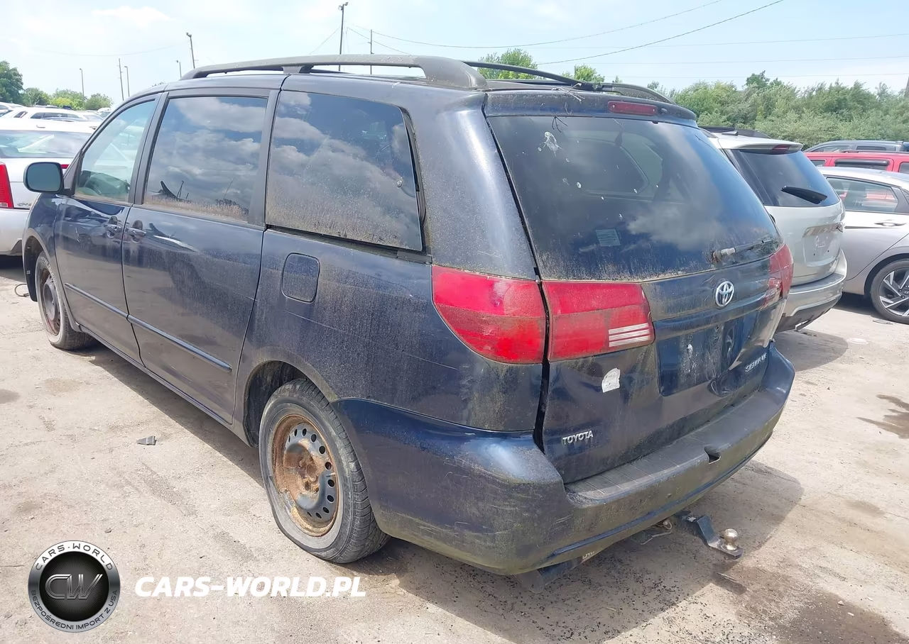2005 Toyota Sienna Le VIN:5TDZA23C75S276315 - 3