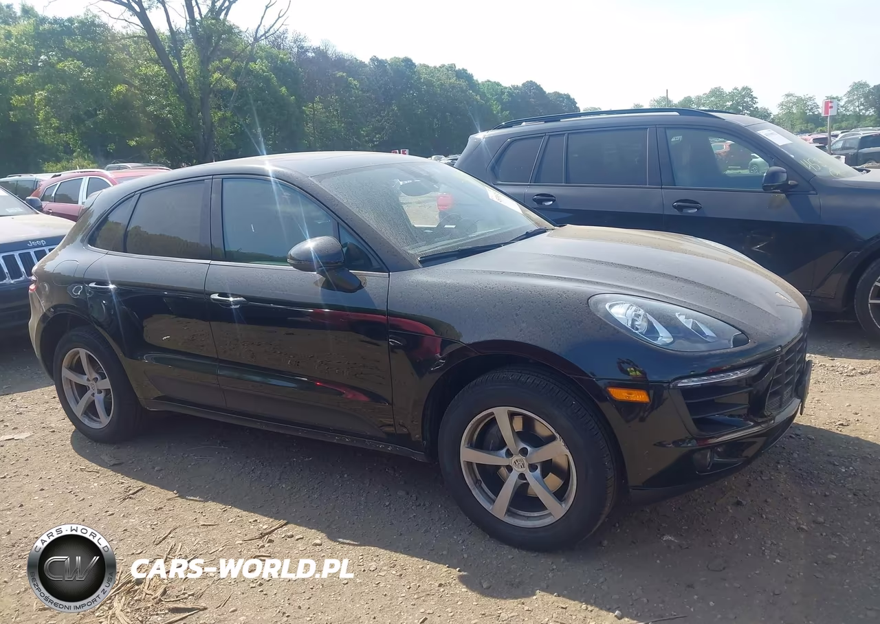 2018 Porsche Macan VIN:WP1AA2A53JLB10448 - 13