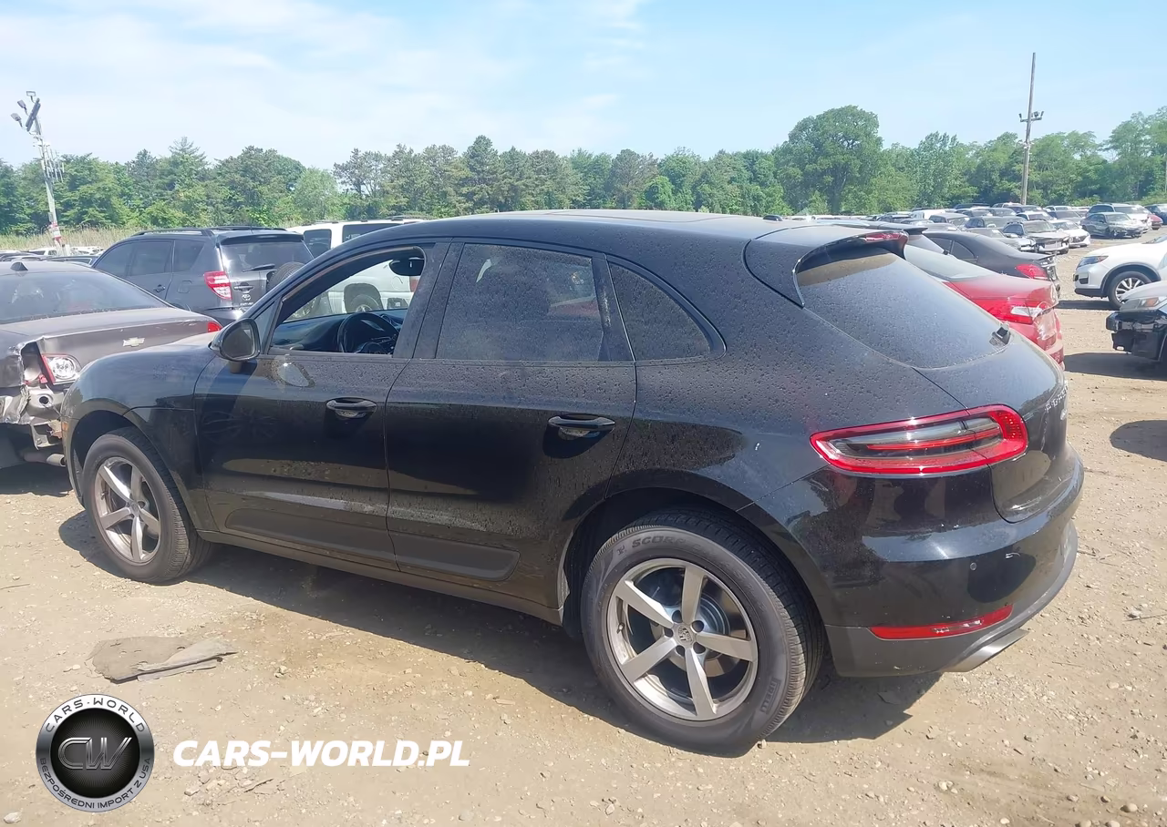 2018 Porsche Macan VIN:WP1AA2A53JLB10448 - 14