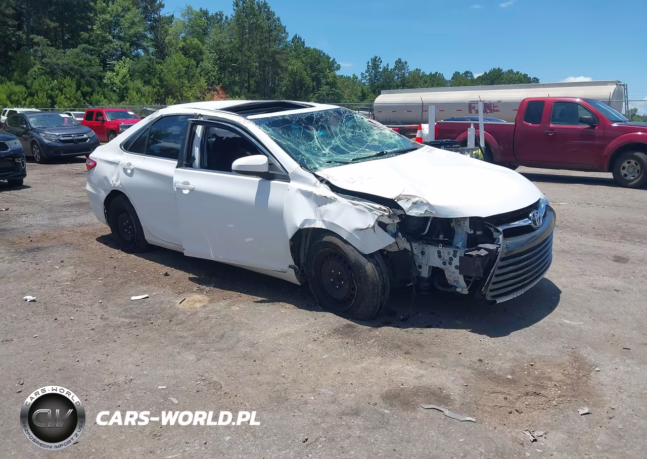 2015 Toyota Camry Le