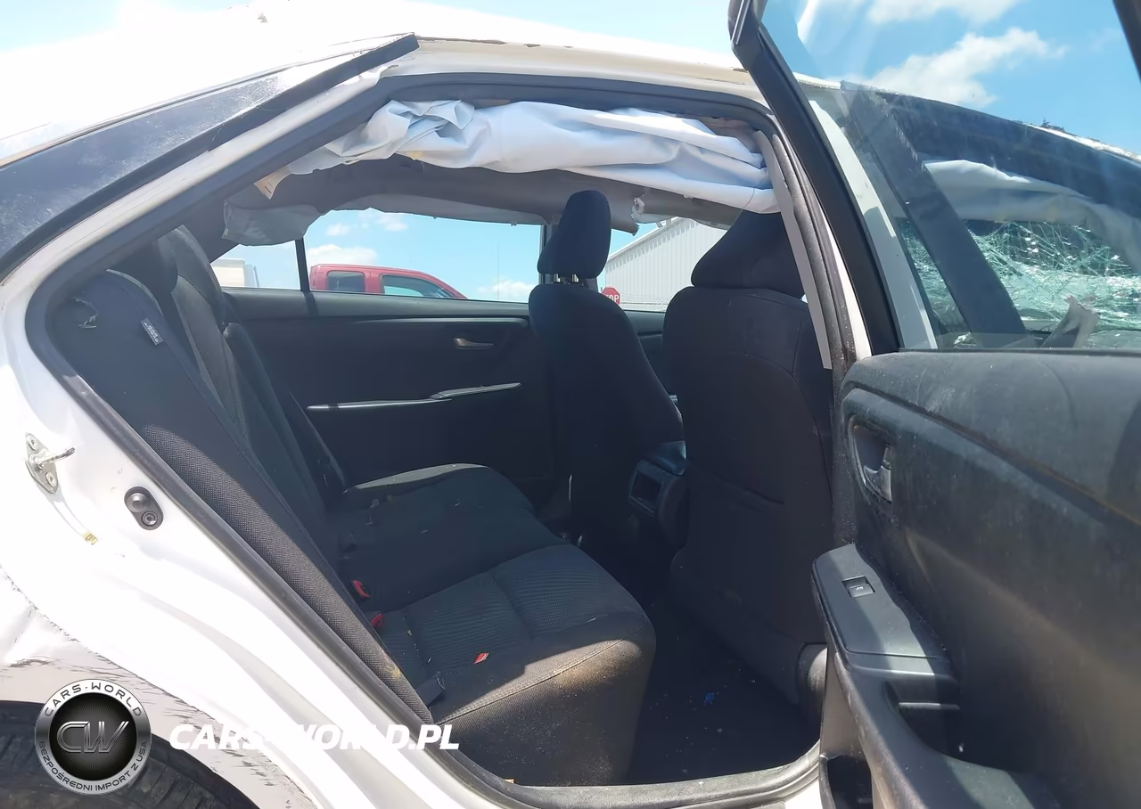 2015 Toyota Camry Le VIN:4T1BF1FK8FU106716 - 8
