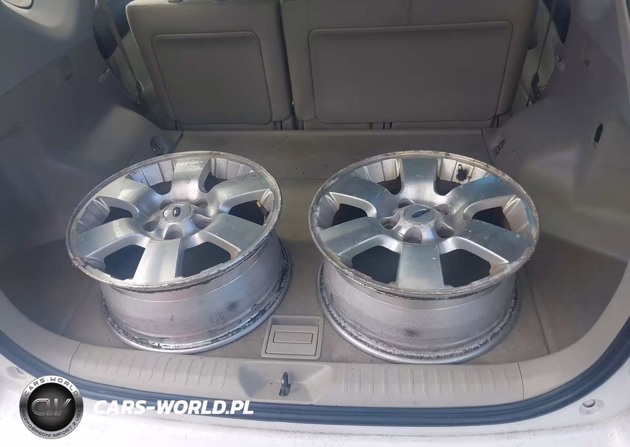 2012 Toyota Prius V Two VIN:JTDZN3EU0C3159996 - 12