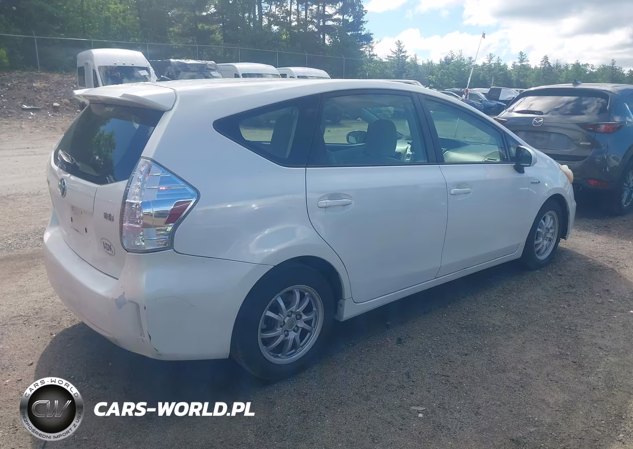 2012 Toyota Prius V Two VIN:JTDZN3EU0C3159996 - 4