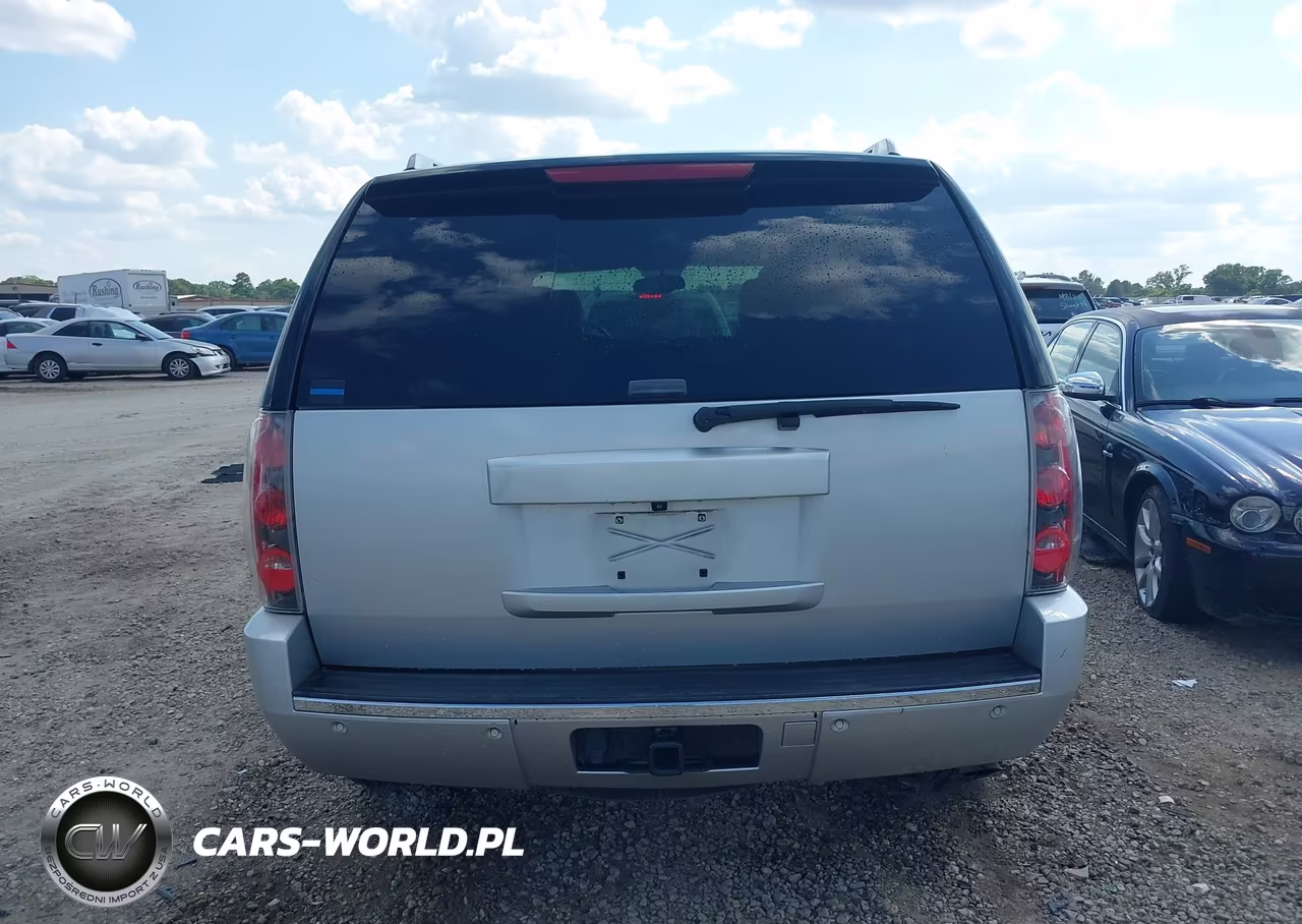 2010 GMC Yukon Denali VIN:1GKUKEEF5AR105463 - 16