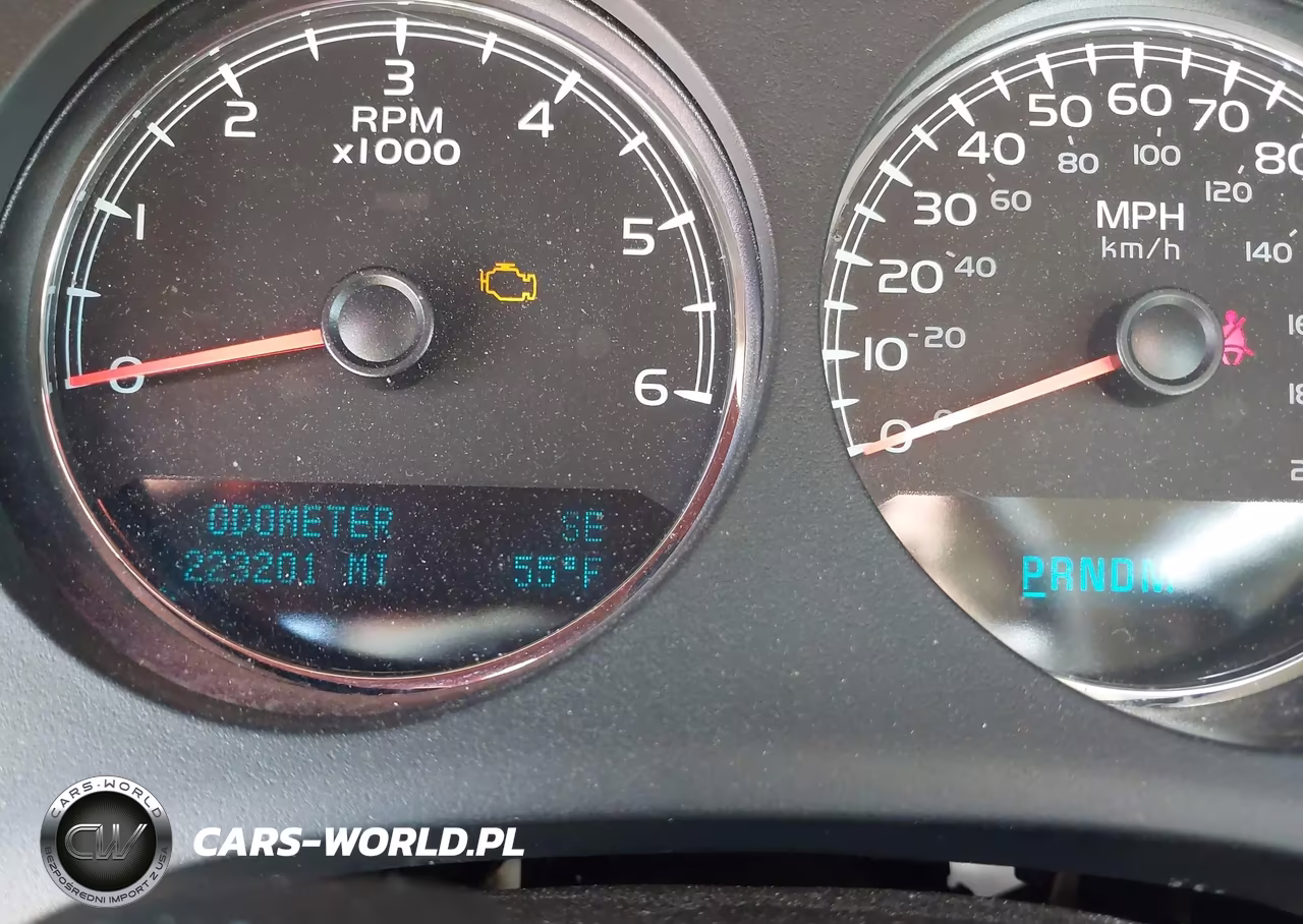 2010 GMC Yukon Denali VIN:1GKUKEEF5AR105463 - 7