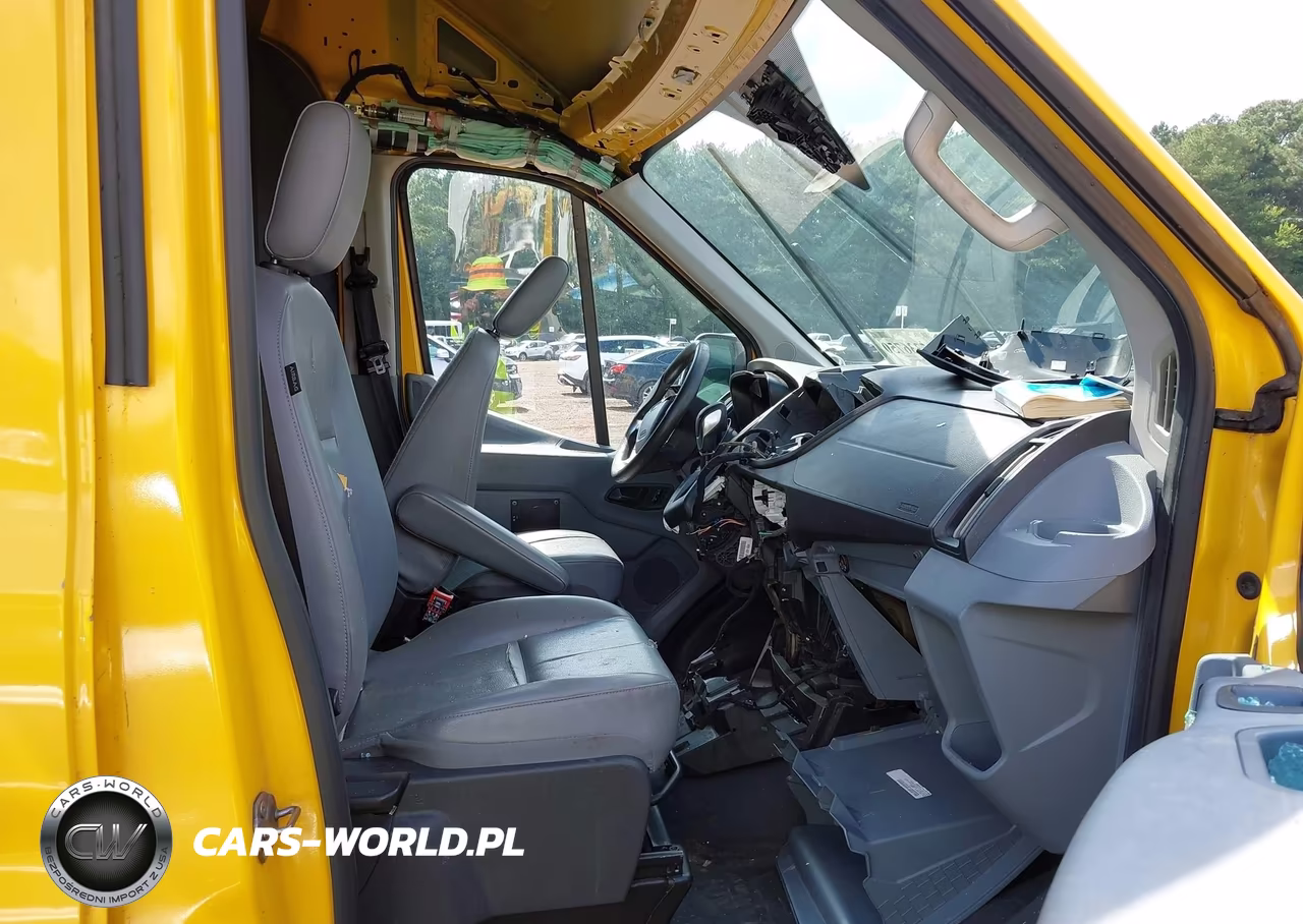 2018 Ford Transit-250 VIN:1FTYR2XM5JKA99546 - 5